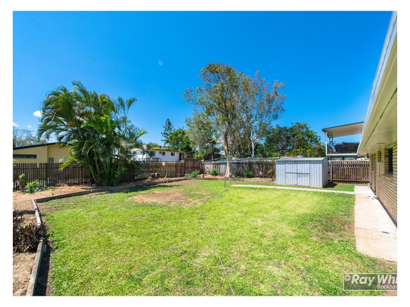 67 Medcraf Street, Park Avenue QLD 4701