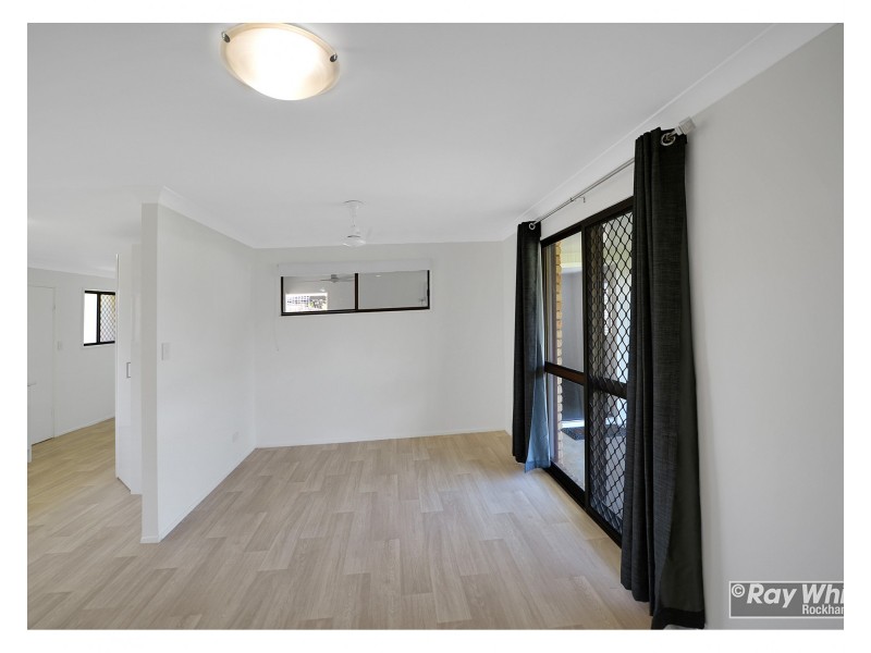 67 Medcraf Street, Park Avenue QLD 4701
