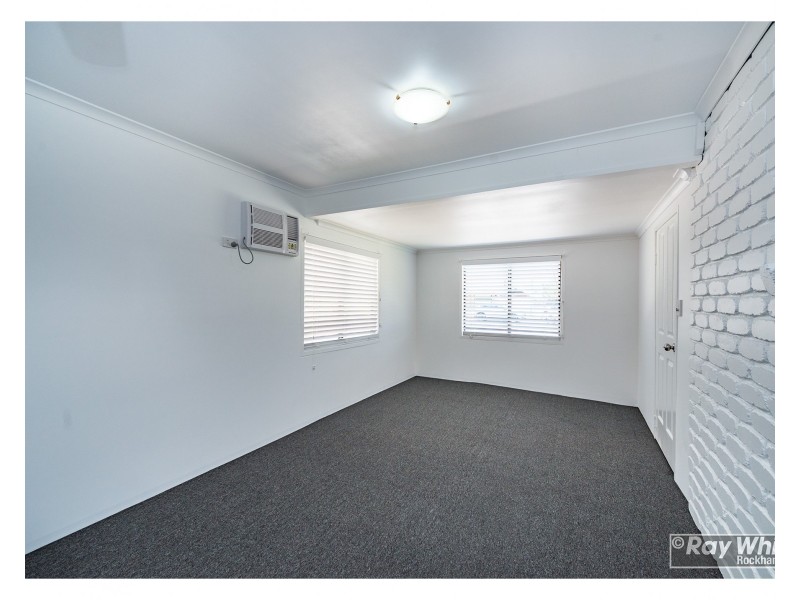 67 Medcraf Street, Park Avenue QLD 4701