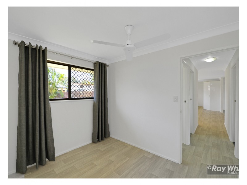 67 Medcraf Street, Park Avenue QLD 4701