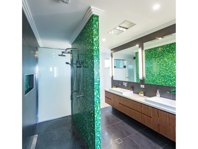 5 Trinity Avenue, Rockyview QLD 4701