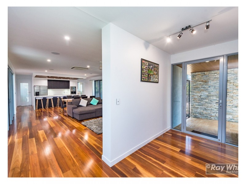 5 Trinity Avenue, Rockyview QLD 4701