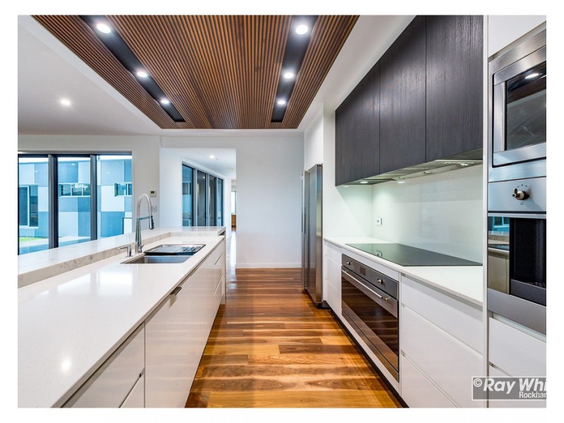 5 Trinity Avenue, Rockyview QLD 4701