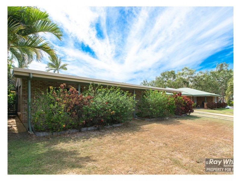 5 Hicks Close, Gracemere QLD 4702