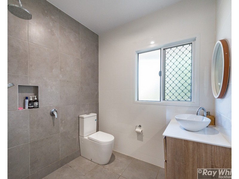 107 Thozet Road, Koongal QLD 4701