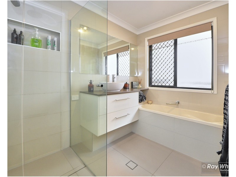 2 Scully Street, Frenchville QLD 4701