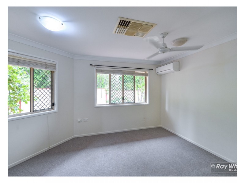 3 Van Haeren Street, Kawana QLD 4701
