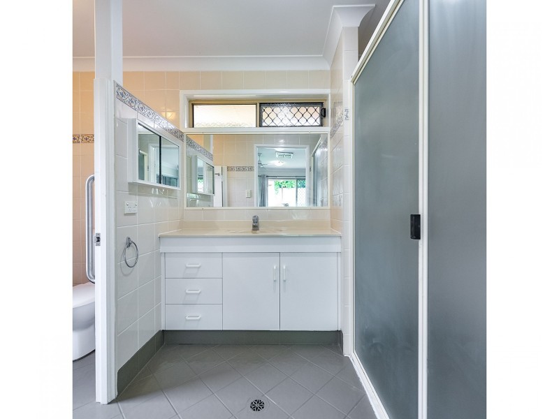 3 Van Haeren Street, Kawana QLD 4701