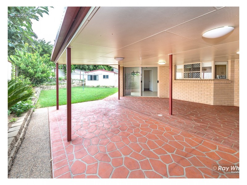 3 Van Haeren Street, Kawana QLD 4701