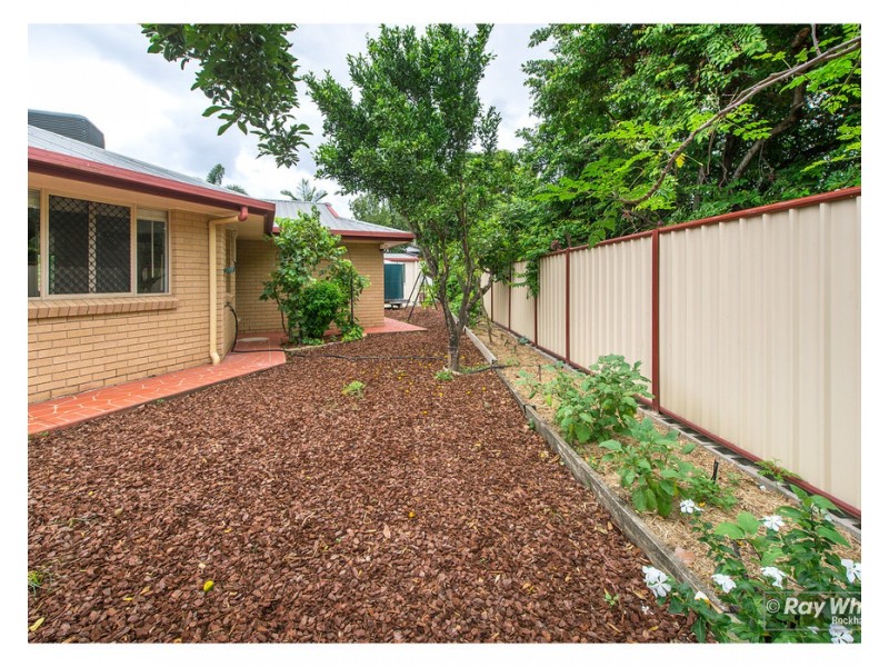 3 Van Haeren Street, Kawana QLD 4701