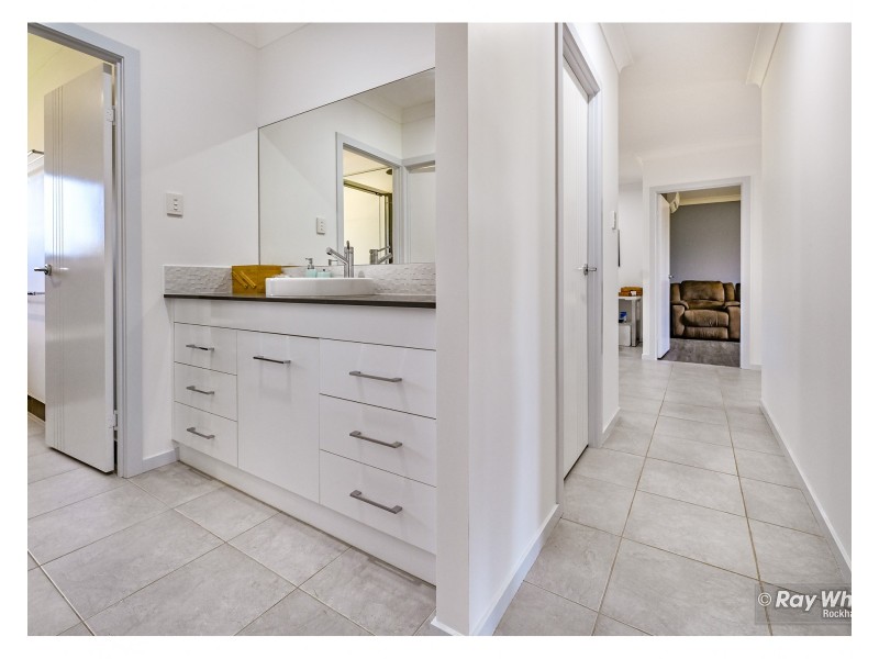 5 Tomtit Avenue, Parkhurst QLD 4702