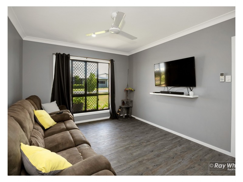 5 Tomtit Avenue, Parkhurst QLD 4702