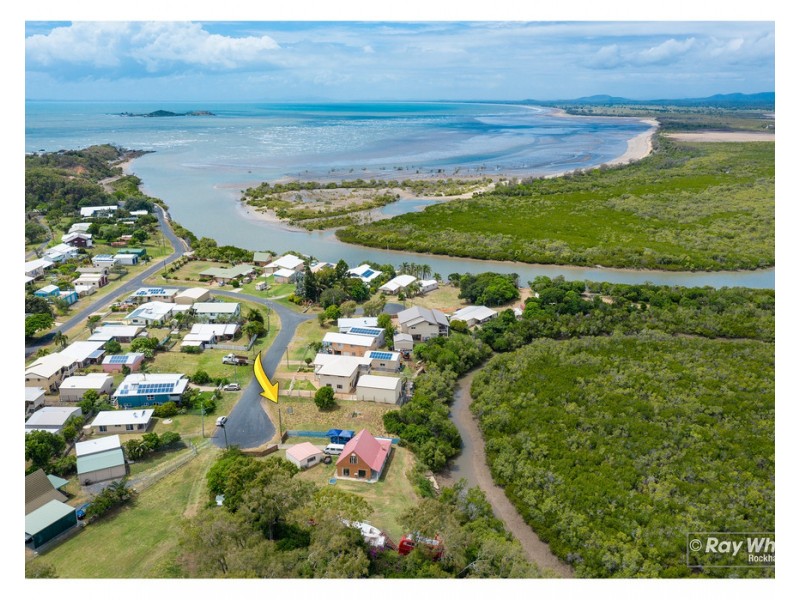 16 Giorgi Close, Keppel Sands QLD 4702
