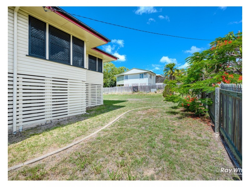 10 Wambool Street, West Rockhampton QLD 4700