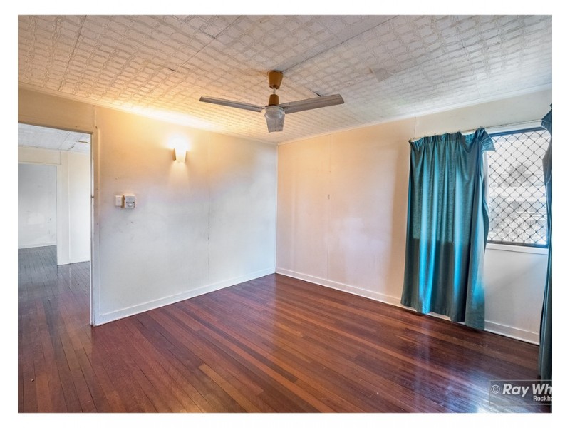 10 Wambool Street, West Rockhampton QLD 4700