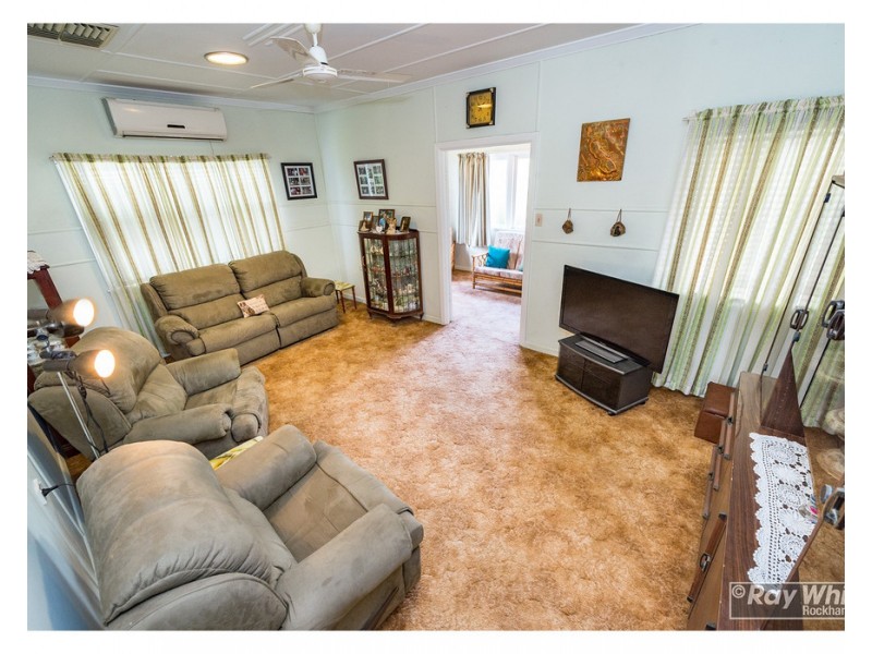 253 Rockonia Road, Koongal QLD 4701