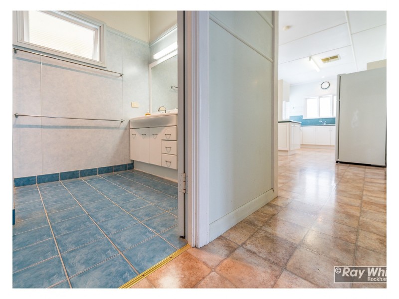 253 Rockonia Road, Koongal QLD 4701