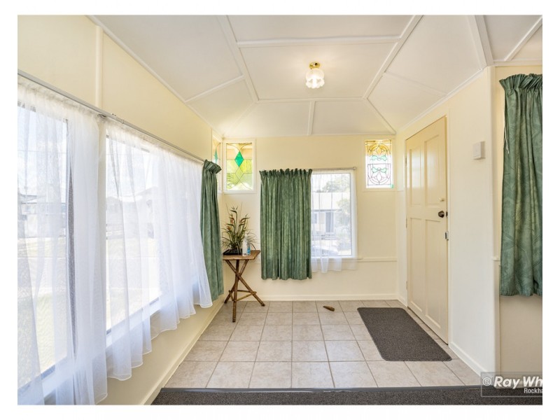 174 Peter Street, Berserker QLD 4701
