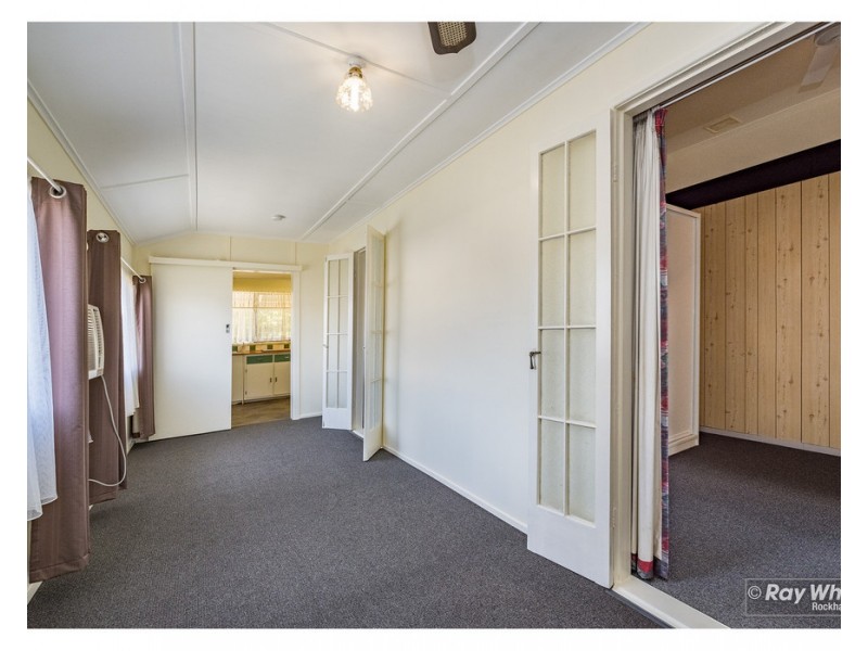 174 Peter Street, Berserker QLD 4701