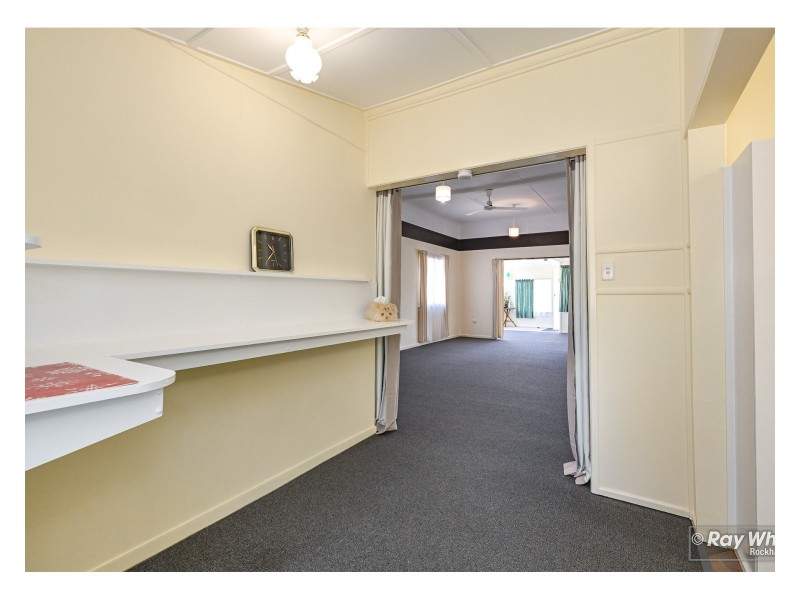 174 Peter Street, Berserker QLD 4701
