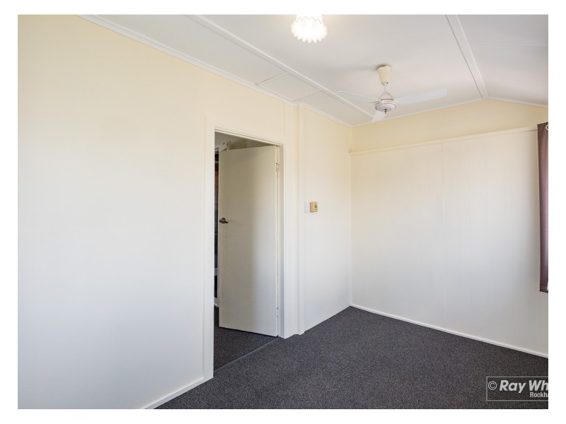 174 Peter Street, Berserker QLD 4701