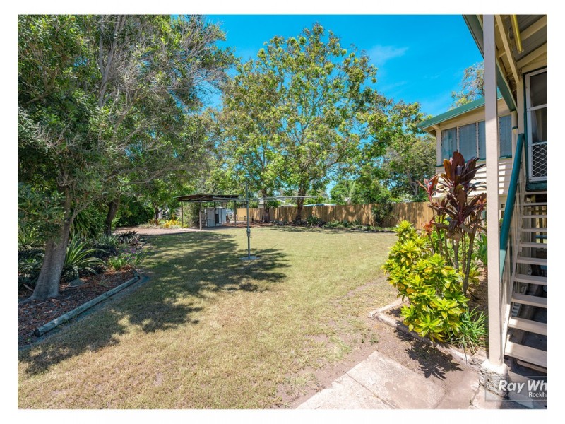 174 Peter Street, Berserker QLD 4701