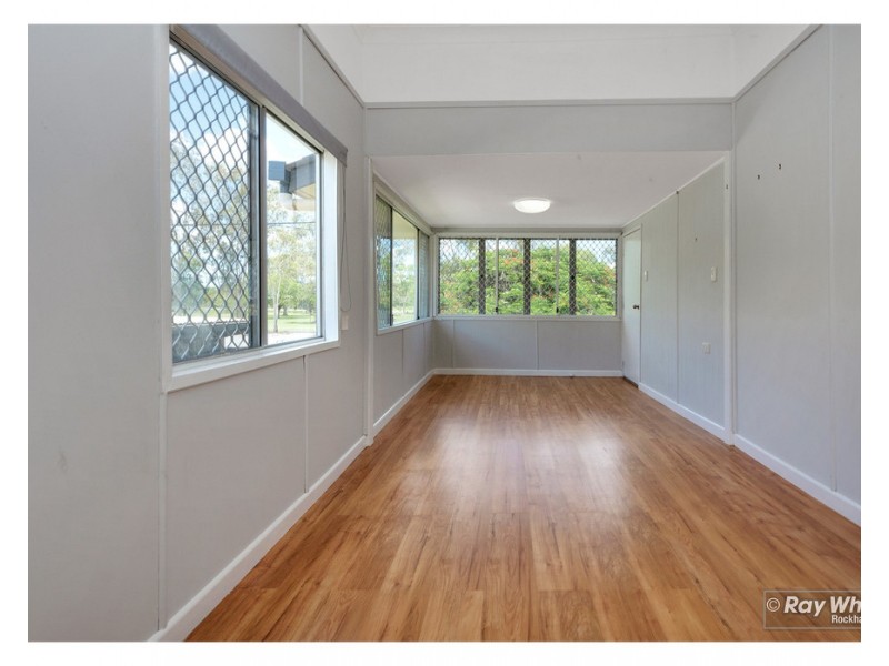 216 Lion Creek Road, Wandal QLD 4700