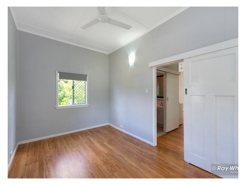 216 Lion Creek Road, Wandal QLD 4700