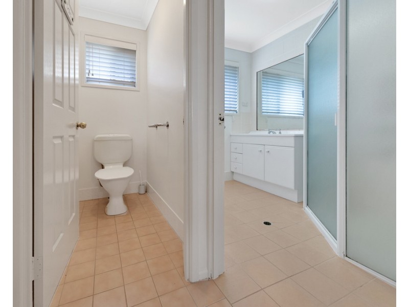 1/294 Waterloo Street, Berserker QLD 4701