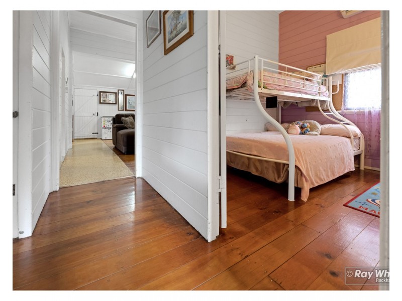 64 Osborne Road, Pink Lily QLD 4702