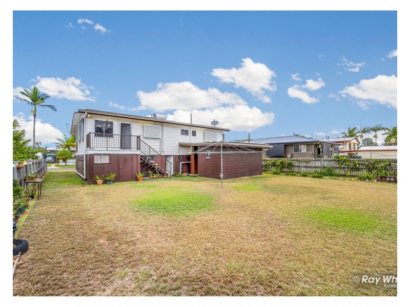 69 Kershaw Street, Park Avenue QLD 4701