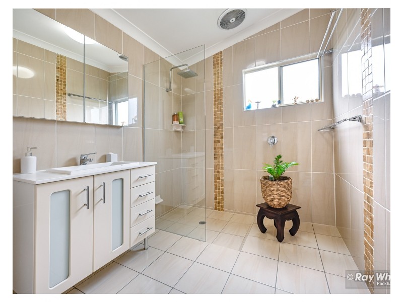 234 West Street, Allenstown QLD 4700