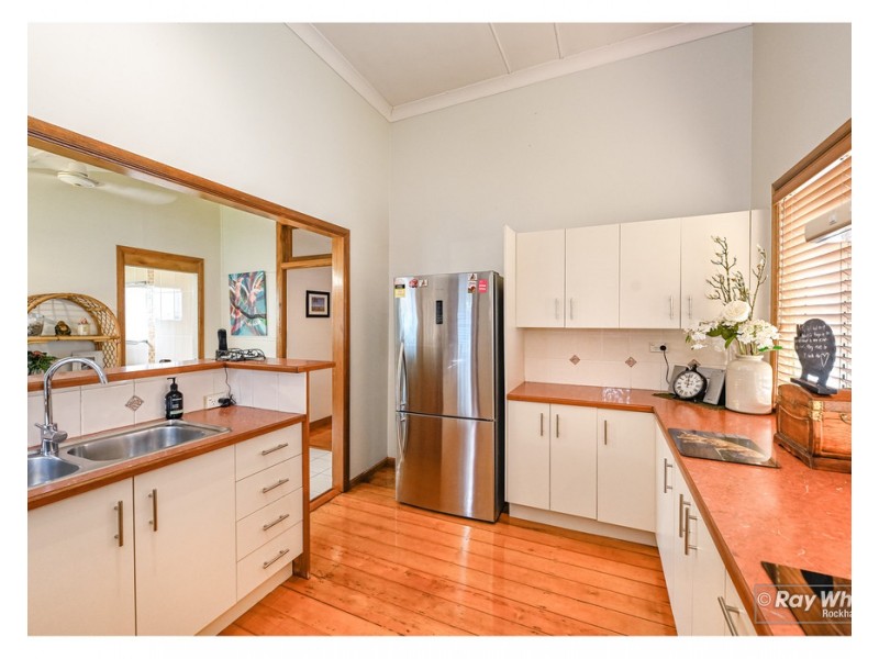 234 West Street, Allenstown QLD 4700