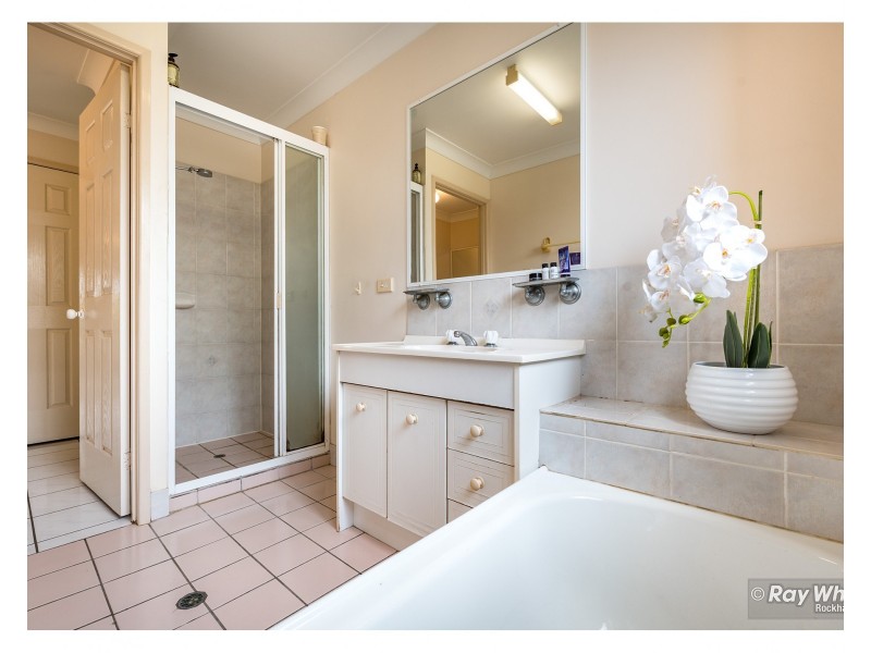 44 Carara Drive, Kawana QLD 4701