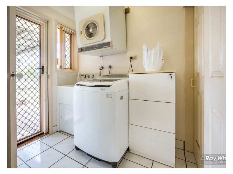 44 Carara Drive, Kawana QLD 4701