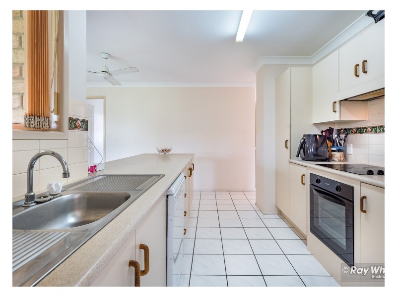 44 Carara Drive, Kawana QLD 4701