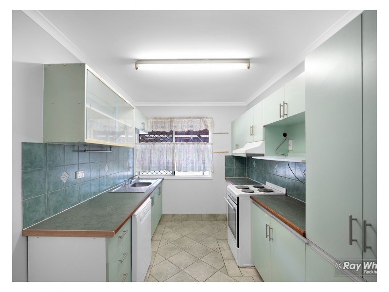 11 Hunt Street, Kawana QLD 4701
