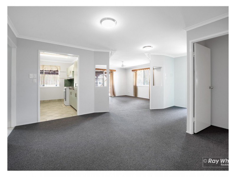 11 Hunt Street, Kawana QLD 4701