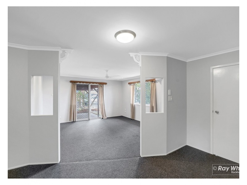11 Hunt Street, Kawana QLD 4701