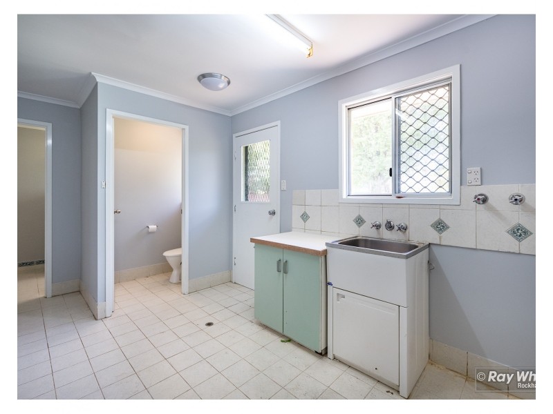 11 Hunt Street, Kawana QLD 4701