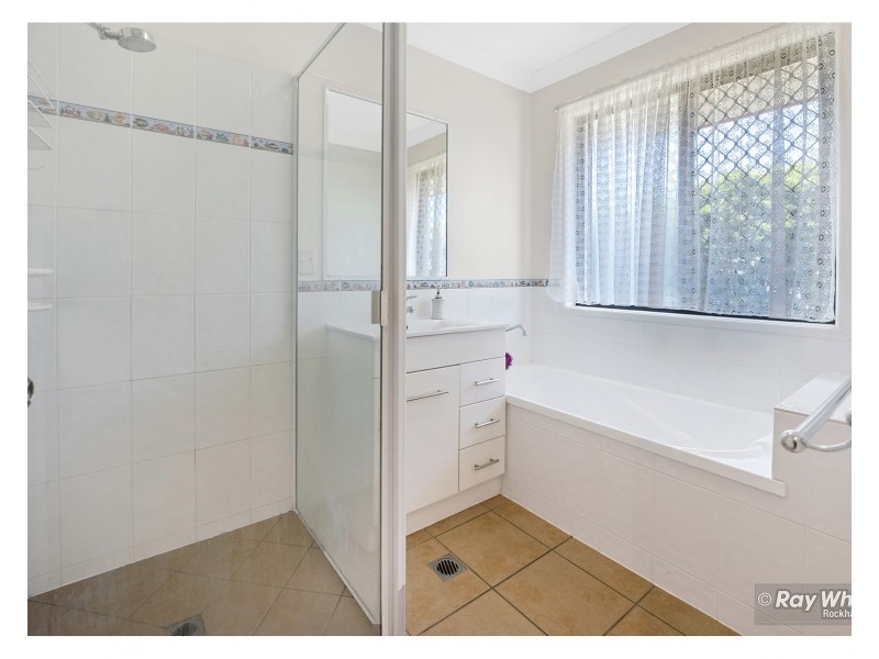 63 Buxton Drive, Gracemere QLD 4702