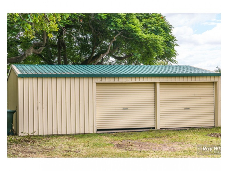 17 Dean Street, Berserker QLD 4701