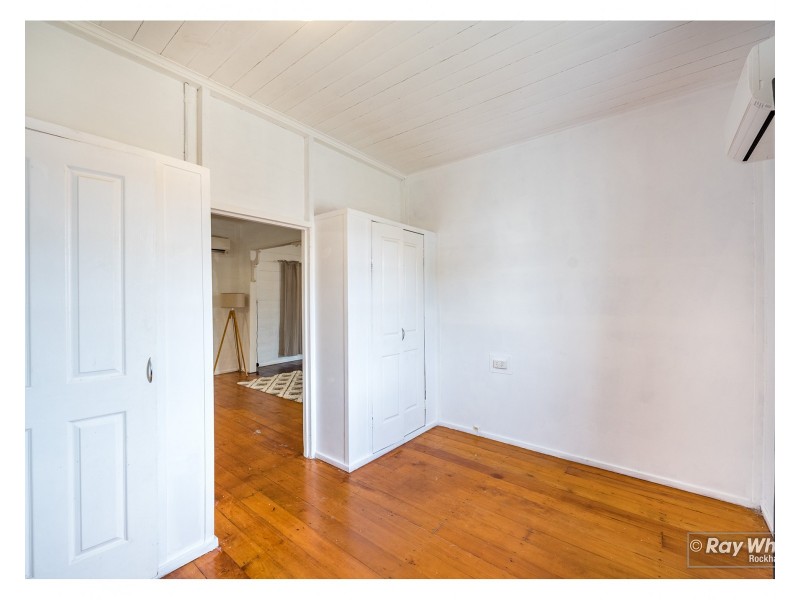 17 Dean Street, Berserker QLD 4701