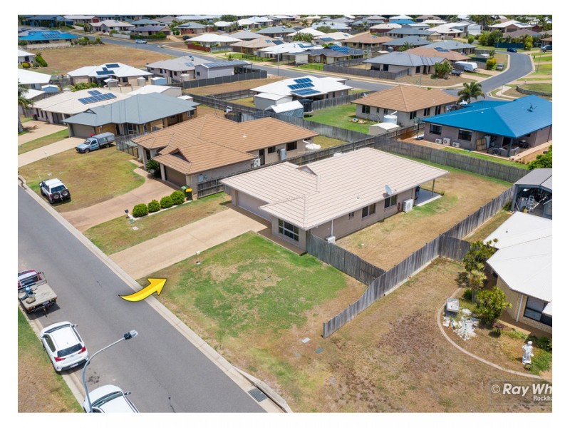 10 Tippett Crescent, Gracemere QLD 4702