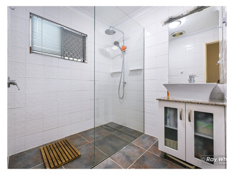 292 Johnson Road, Gracemere QLD 4702