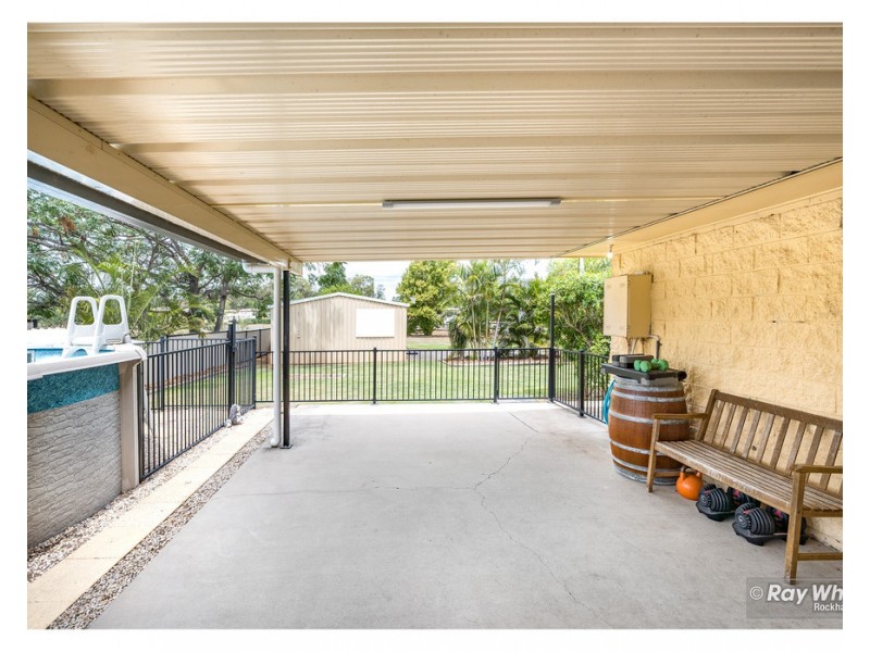 292 Johnson Road, Gracemere QLD 4702