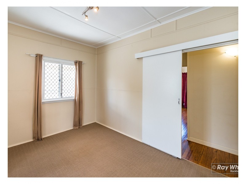 151 Earl Street, Berserker QLD 4701