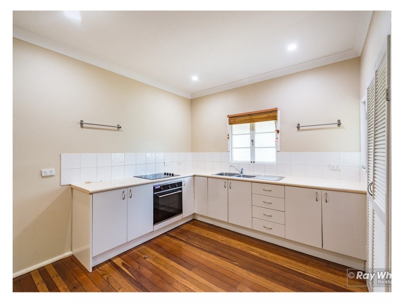 151 Earl Street, Berserker QLD 4701