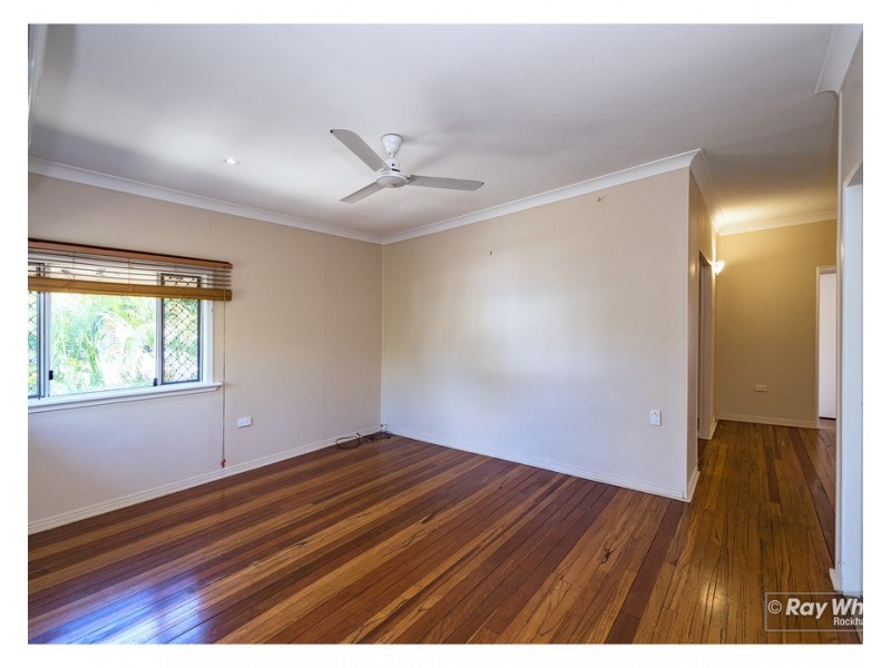 151 Earl Street, Berserker QLD 4701