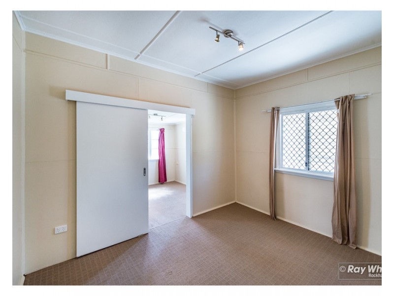 151 Earl Street, Berserker QLD 4701